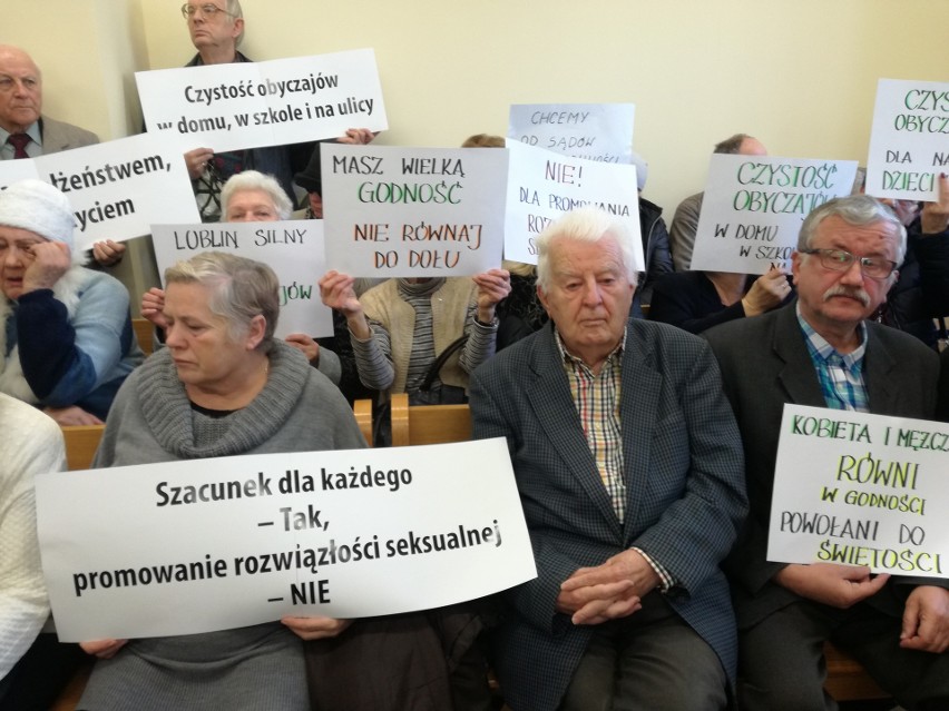 Tomasz Pitucha oskarżony o zniesławienie organizatora Marszu Równości w Lublinie. Ruszył proces radnego 