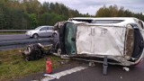 Wypadek na autostradzie A1 pomiędzy Rybnikiem, a Żorami. Osobówka uderzyła w tył cysterny ZDJĘCIA