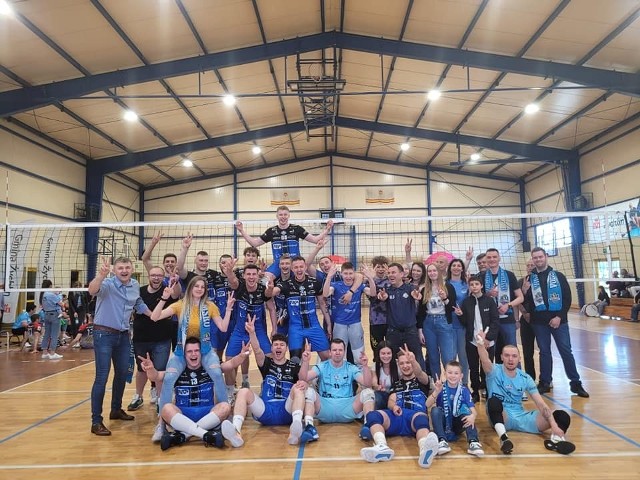 Siatkarze METPRIM Volley Radomsko awansowali do II ligi! Gratulacje dla zawodników i działaczy!