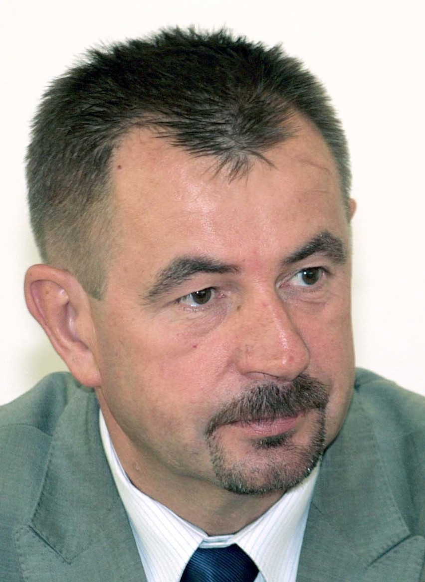 Mirosław Ślifirczyk, starosta radomski wykazał dochód 142...