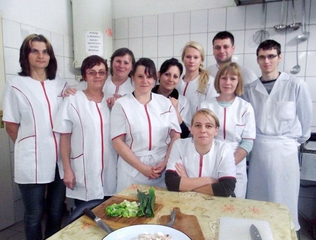 Kurs pomocy kuchennej ukończyło osiem osób