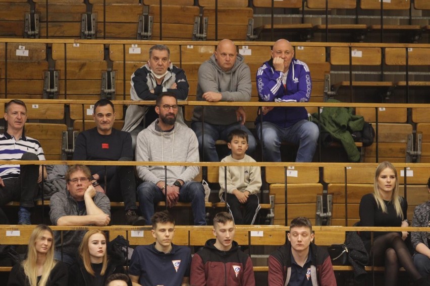 Piłkarze ręczni Górnika Zabrze, ku radości swoich kibiców,...