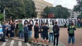 Kontrmanifestanci Marszu Równości w Katowicach modlą się pod hasłem "Rodzina siłą narodu"