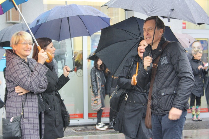 Czarny protest w czarny poniedziałek odbył się w strugach...