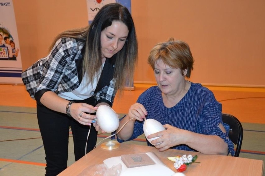 "Akcja z jajem" dla seniorów  w Staszowie 