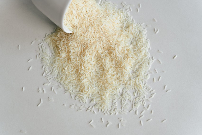 Biały ryż, najlepiej lekko rozgotowany, to drugi element...