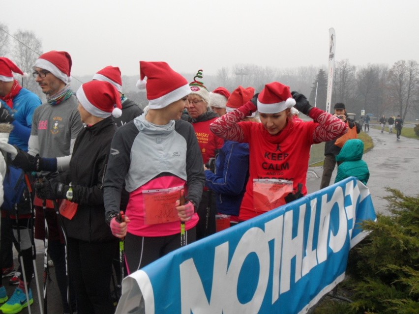 Chorzów: I Bieg Mikołajkowy w Parku Śląskim [ZOBACZ ZDJĘCIA]