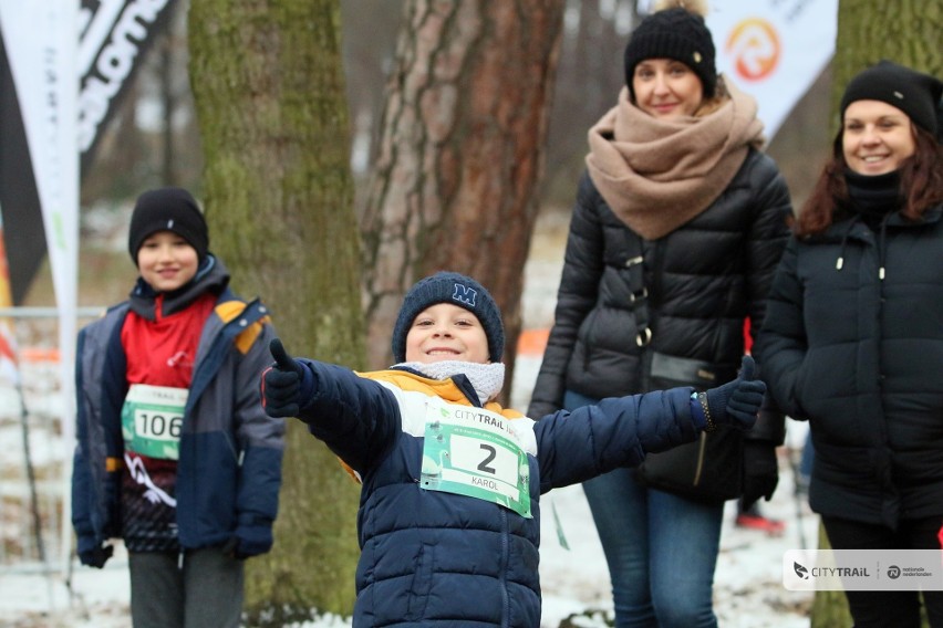 Walczyli nad Zalewem Zemborzyckim w kolejnym biegu z cyklu City Trail. Zobacz zdjęcia