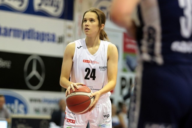 Joanna Kobylińska (na zdj.) i Ewelina Śmiałek w wieku 18 lat zadebiutowały w Energa Basket Lidze_Kobiet w AZS-ie AJP