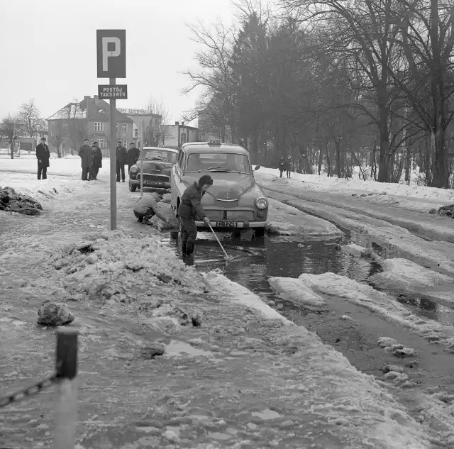 Fotograficzna podróż w czasie do Miastka, którego już nie ma.