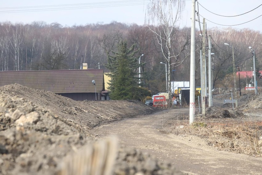 Zobacz kolejne zdjęcia. Przesuwaj zdjęcia w prawo - naciśnij...