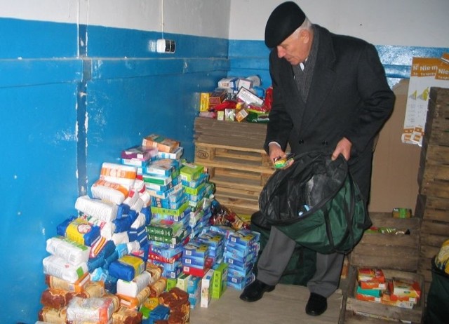Czesław Łuszczki, prezes Bank Żywności w Tarnobrzegu nie kryje zadowolenia z tak hojnej zbiórki, dzięki której stowarzyszenie pomoże wielu potrzebującym rodzinom.