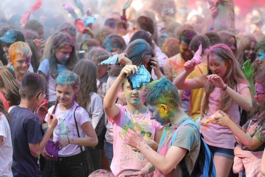 Po wielu perypetiach Festiwal Kolorów "Holi" nie odbędzie...