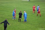 IV liga: kilka niespodzianek i kontrowersyjny mecz w Żarach