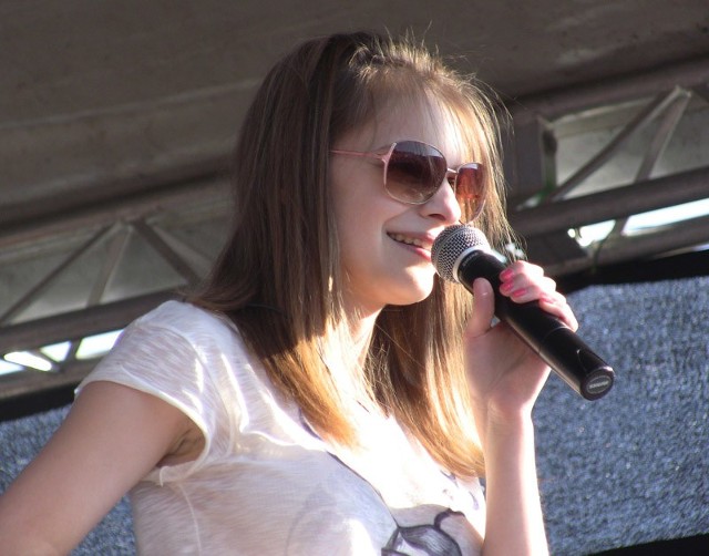 Ada Szulc wystąpila w Slupsku. Koncert w CH Jantar - 16 lipca 2011.