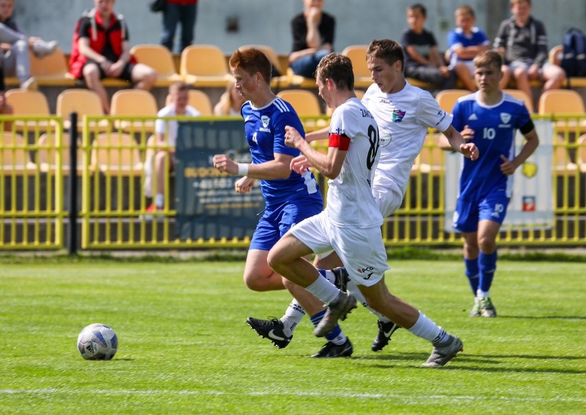 Żaki Szczecin (białe stroje) - FASE Szczecin (niebiescy)...