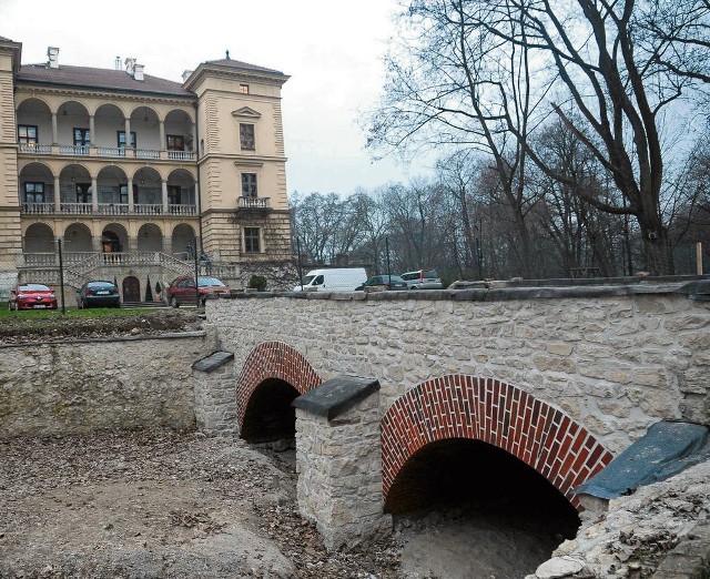 Odtworzony most z XVII wieku. Czy odzyska też swoje dwie bramy?