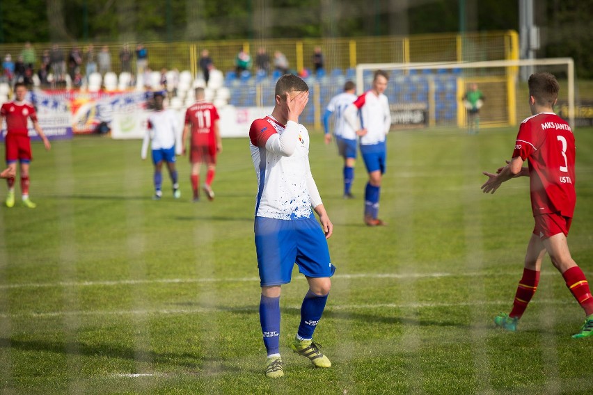 Gryf Słupsk - Jantar Ustka 2:1 (0:1)