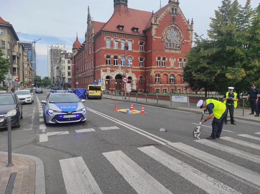 Tragedia w Katowicach. Kierowca autobusu wjechał w grupę...