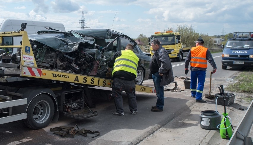 W wyniku wypadku przy ul. Łódzkiej w Toruniu zostały...