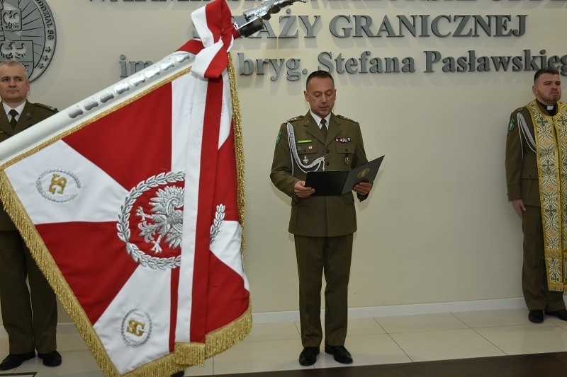 Nowi funkcjonariusze w szeregach Warmińsko-Mazurskiego Oddziału SG (zdjęcia)