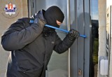 Uwaga grasują złodzieje. W powiecie krakowskim coraz więcej zgłoszeń o włamaniach do domów i kradzieżach