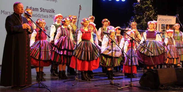 Grand Prix XVI Ogólnopolskiego Festiwalu Kolęd i Pastorałek „Staropolskie Kolędowanie”  zdobył zespół Wolanianki.