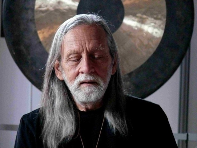 Don Contreaux stworzył gong jogę. Jest największym wirtuozem tego instrumentu.