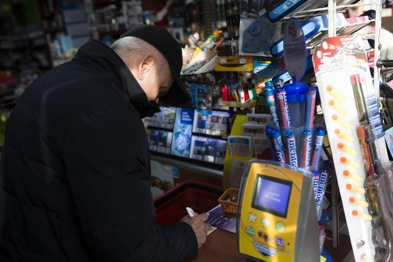 Wyniki losowania Lotto poznajemy w każdy wtorek, czwartek i...