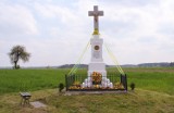 Gmina Zwoleń. W Zielonce Nowej stowarzyszenie odnowiło najstarsze kapliczki