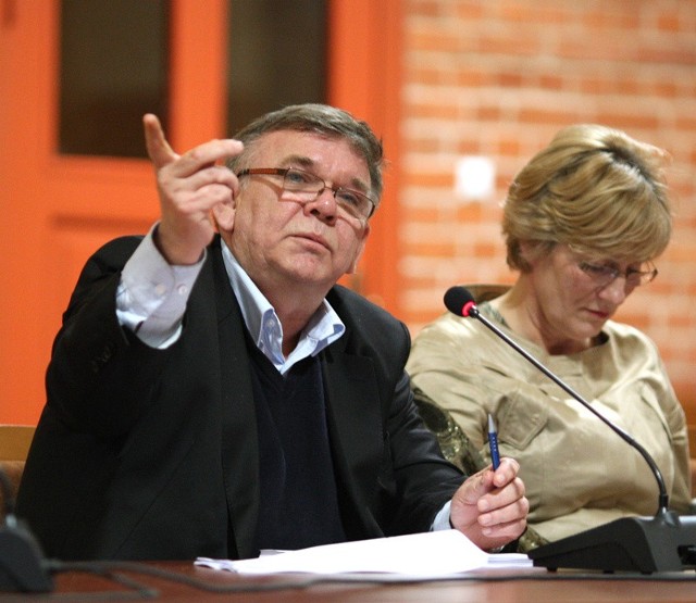 Jerzy Malek na jednej z sesji Rady Miejskiej w Ustce.   