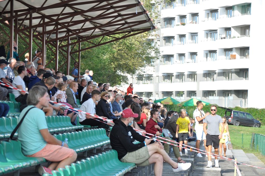 Garbarnia Kraków. Kibice na drugoligowym meczu piłkarskim "Brązowych" z Wigrami Suwałki [ZDJĘCIA] 