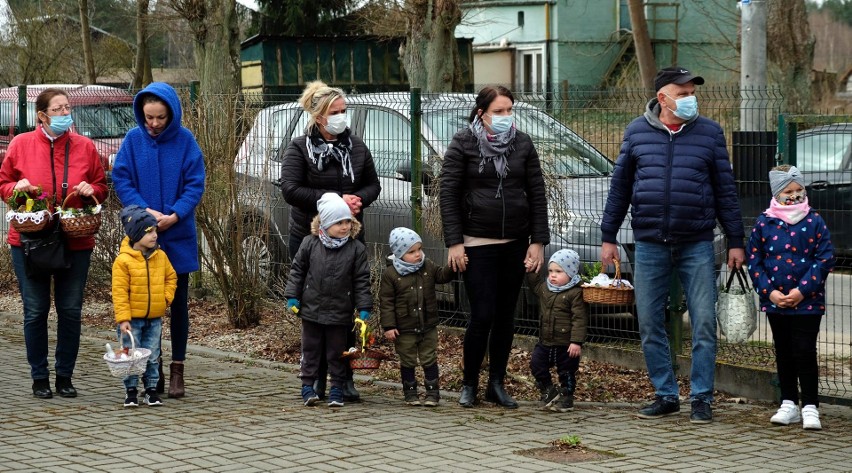 Święcenie pokarmów w Człuchowie.