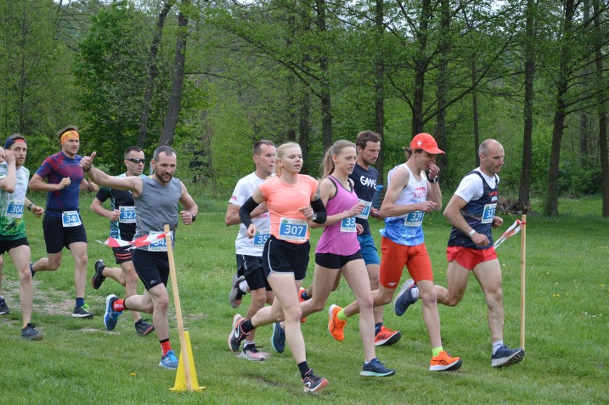 Bałtowski Cross Cement Ożarów 2022. Bieg i marsz Dookoła Polski. Zobaczcie zdjęcia