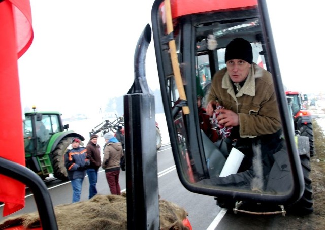 Rolnicy zablokowali w czwartek drogę krajową 22