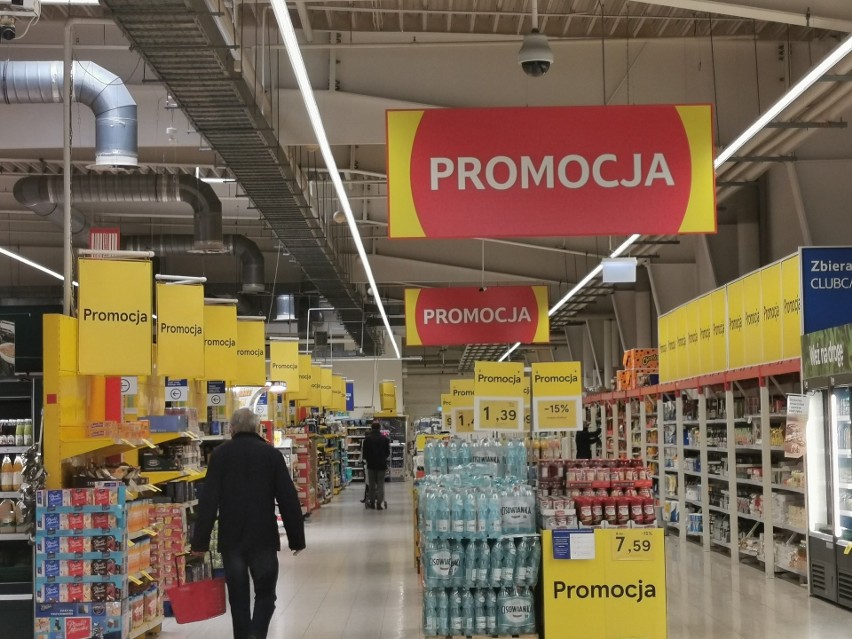 Tesco w Bytomiu 20 kwietnia 2021