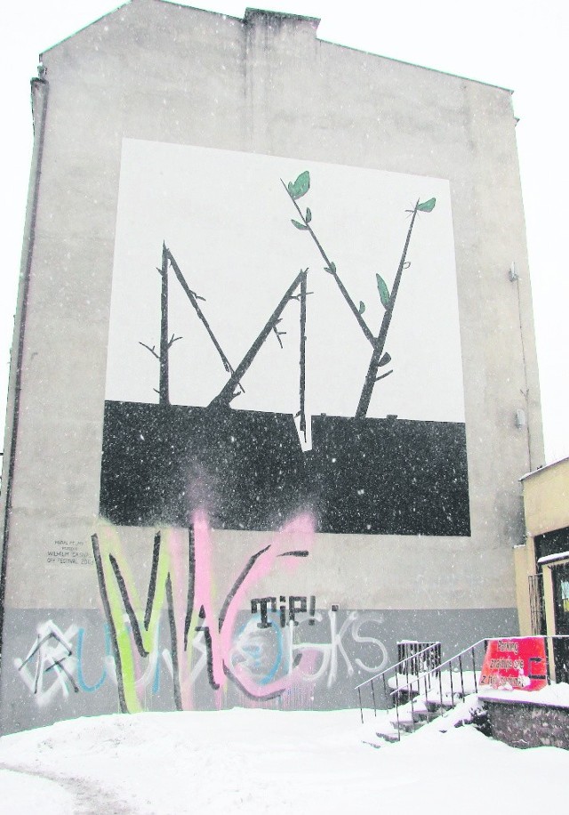 Tak wygląda dzisiaj mural Sasnala przy ul. Katowickiej. Artysta zaprojektował go specjalnie dla Mysłowic, powstał na Off Festivalu