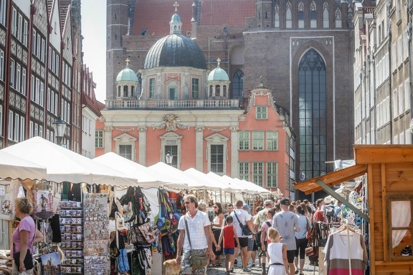 Jarmark św. Dominika w Gdańsku. Kolorowe stragany i tłumy kupujących [zdjęcia]