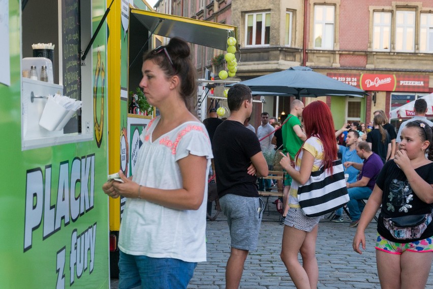 II zlot food trucków na rynku w Mysłowicach