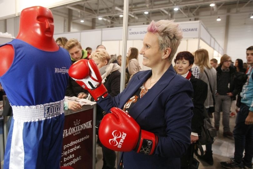 Targi w Łodzi. Dziś rozpoczęły się XXI Łódzkie Targi Edukacyjne. W hali Expo przy al. Politechniki 4 swoją ofertę przedstawia 110 szkół