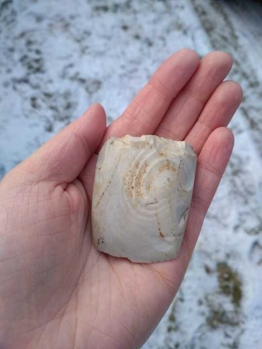 Ewa Kita z Bodzentyna znalazła 18 lat temu nietypowy kamień....