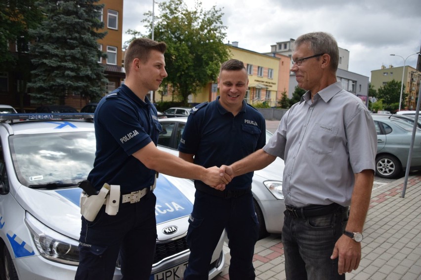 Pod eskortą policji mieszkaniec Tarnobrzega wiózł ojca do szpitala. Dziękuje policjantom z Tarnobrzega i Kolbuszowej   