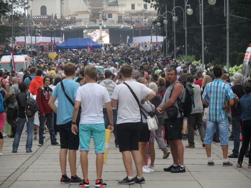 Częstochowa ŚDM 2016. Z każdą minutą przybywa pielgrzymów