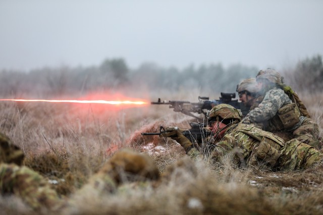 Biały Dom rozważa rozszerzenie szkolenia ukraińskich żołnierzy. Zdjęcie ilustracyjne