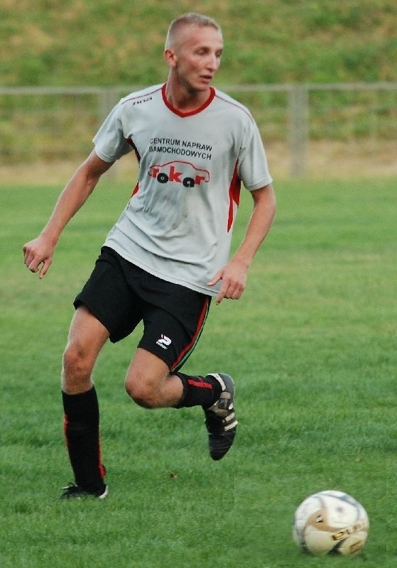 Bartłomiej Papros jest kolejnym piłkarzem, który dołączył do Partyzanta Radoszyce w przerwie zimowej.