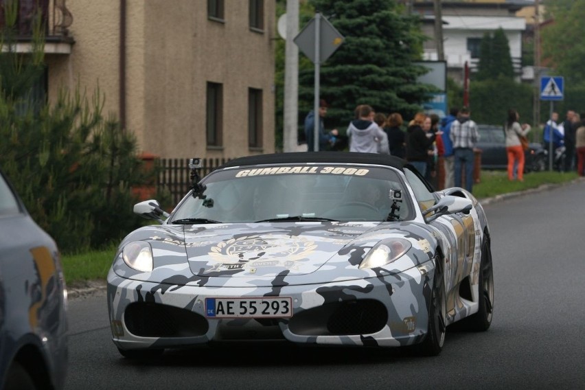 Gumball 3000: Najdroższe samochody świata na A1 w Mszanie [ZDJĘCIA]