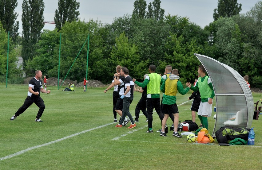 Garbarnia Kraków pokonała Wartę Poznań w walce o awans do II ligi