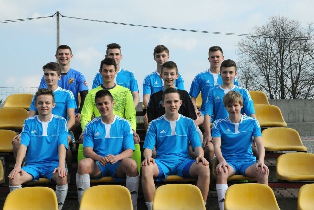 Juniorzy młodsi Naprzodu Jędrzejów zanotowali udany sezon w Świętokrzyskiej Lidze Juniorów Młodszych