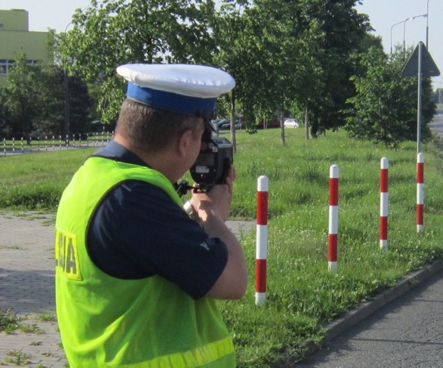 Policjanci ustalili, że motocyklista wcześniej miał już problemy z przepisami ruchu drogowego.