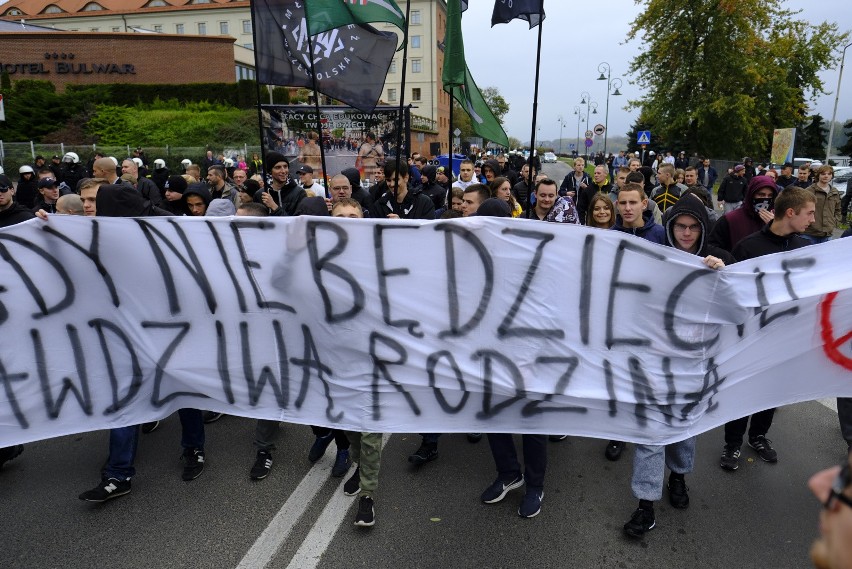 Wiśniewski w swoim liście napisał też, że osoby dotknięte...